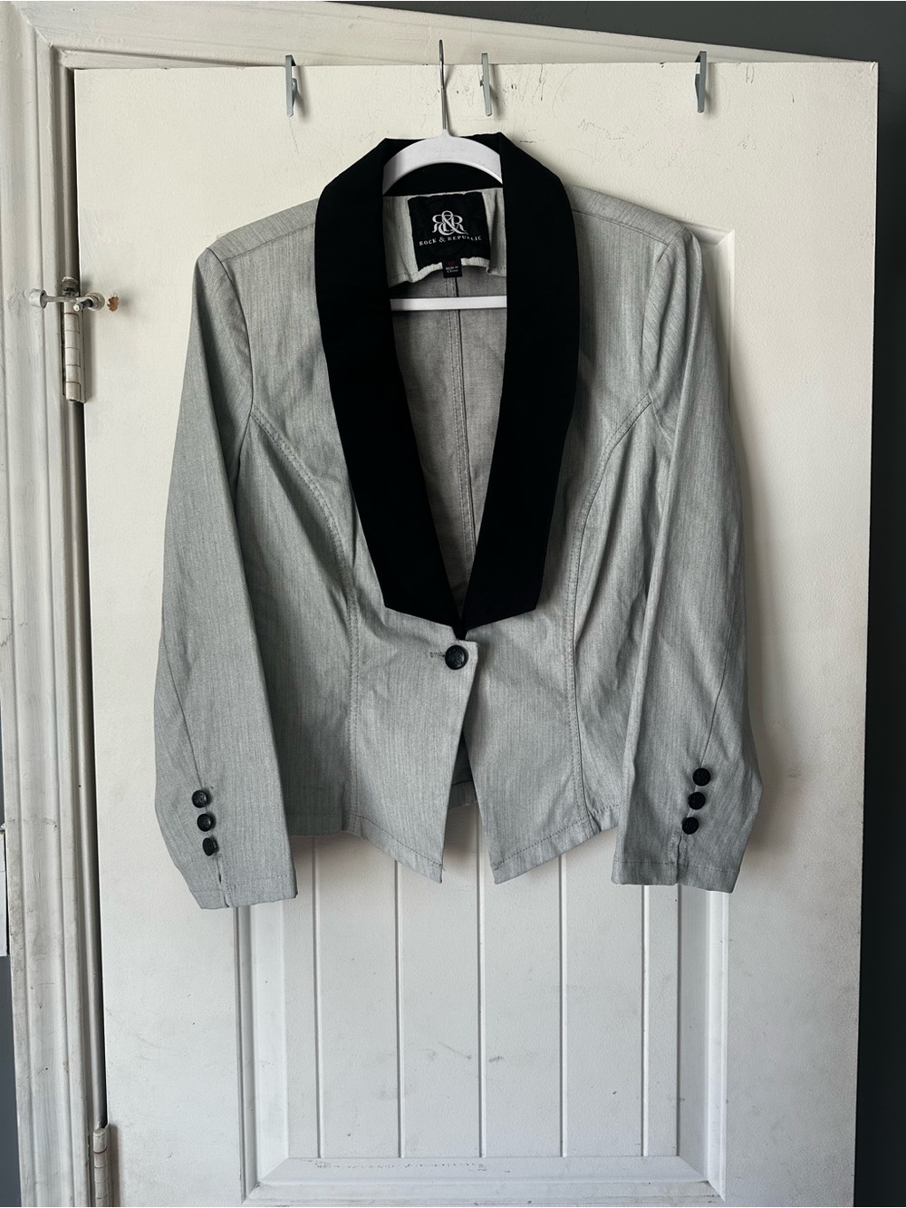 Rock & Republic Light Grey Denim Blazer Size 12